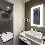 Novotel 20 Belleville 4* パリ