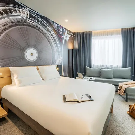 Novotel 20 Belleville ホテル 4*