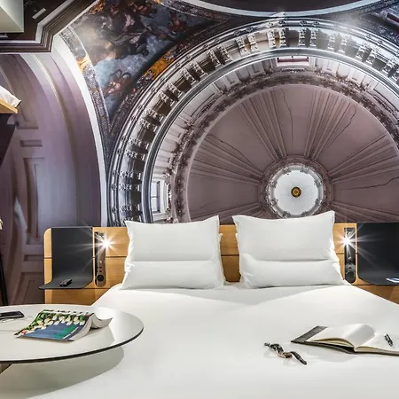 Novotel 20 Belleville 4*