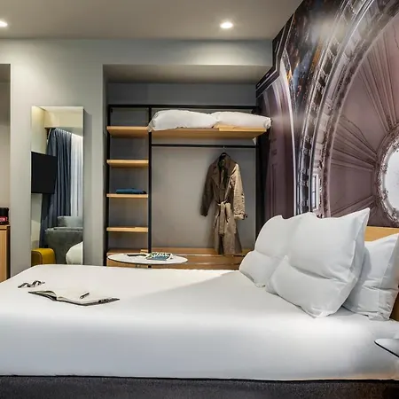Novotel 20 Belleville 4* パリ