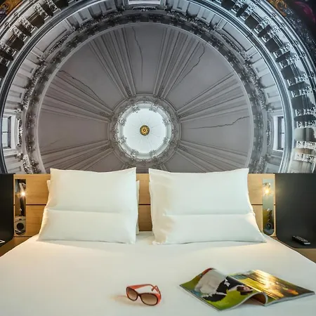 Novotel 20 Belleville 4*