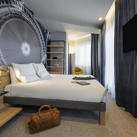 Novotel 20 Belleville Hotel Paris