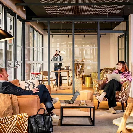 Novotel 20 Belleville Hotel 4*