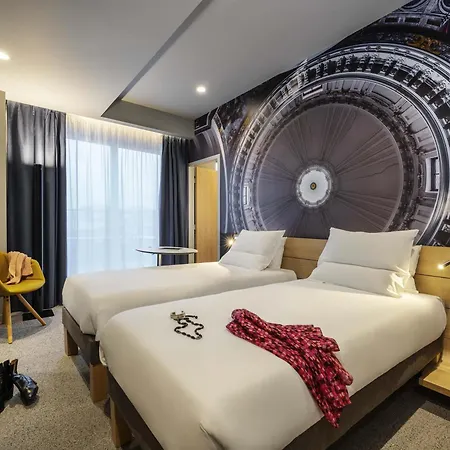 Novotel 20 Belleville Hotel Parigi