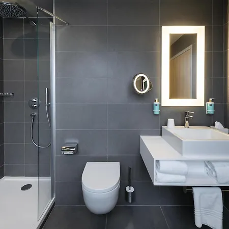 Novotel 20 Belleville 4*