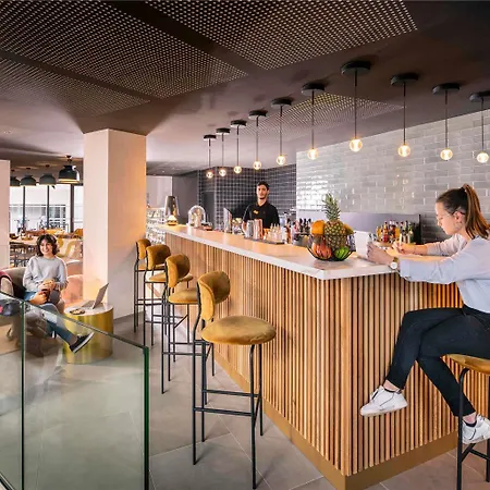 Novotel 20 Belleville 酒店