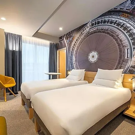 Novotel 20 Belleville 4* Paris