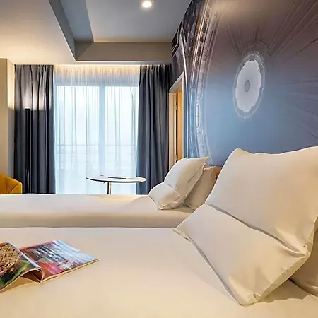 Novotel 20 Belleville 4* باريس