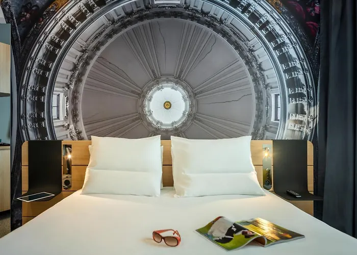 Novotel 20 Belleville 4*