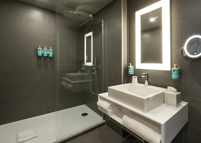 Hotel Novotel 20 Belleville París