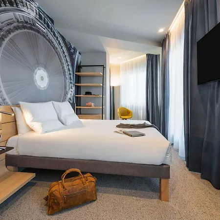 Hotel Novotel 20 Belleville Paříž